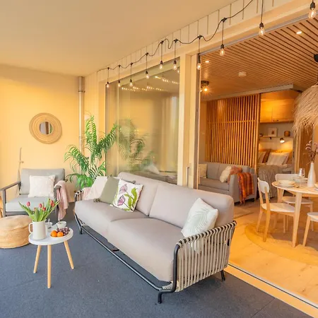 Marina By Hiekka 아파트 *