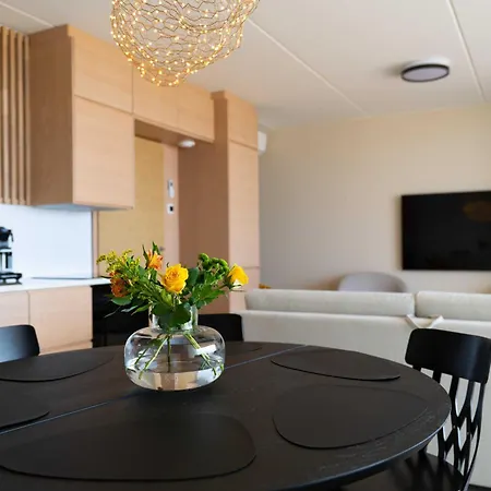 Marina By Hiekka 아파트 칼라조키